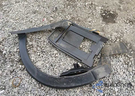 2005 Chevrolet Silverado 1500 Ls z USA, uszkodzony, nr VIN 1GCEC19Z75Z256918